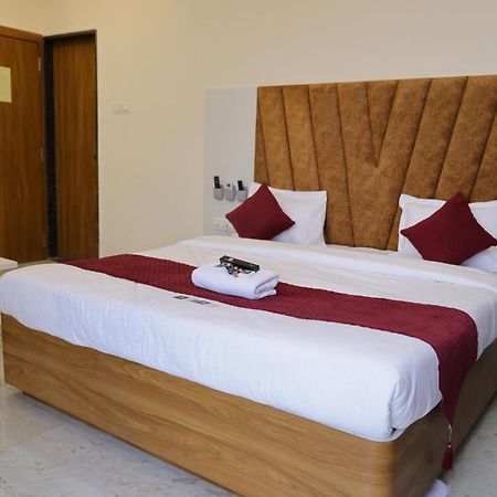 Hotel The Prime Land Hoshangabad Kültér fotó